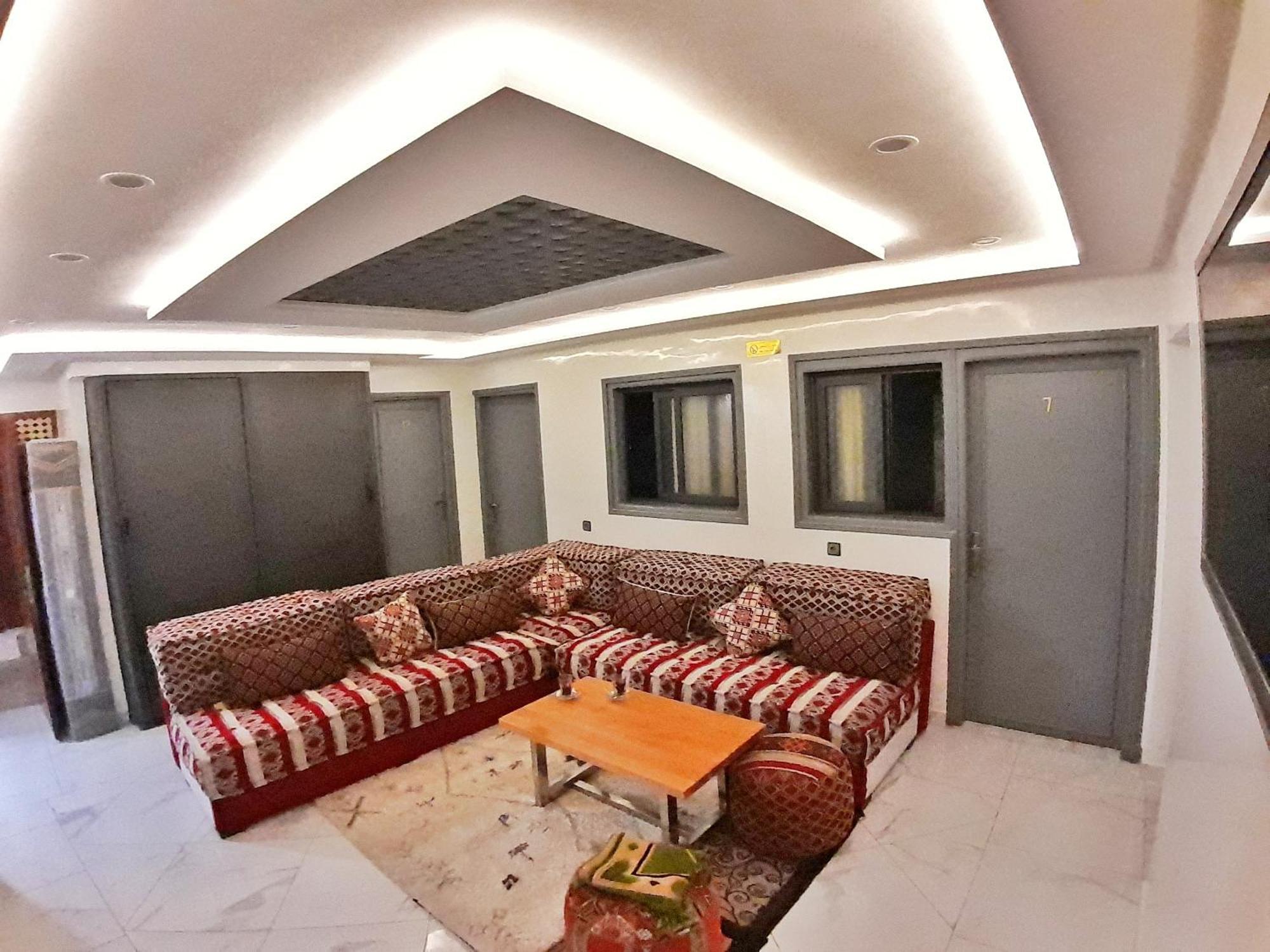 Hotel Restaurant Bougafer Мідельт Екстер'єр фото