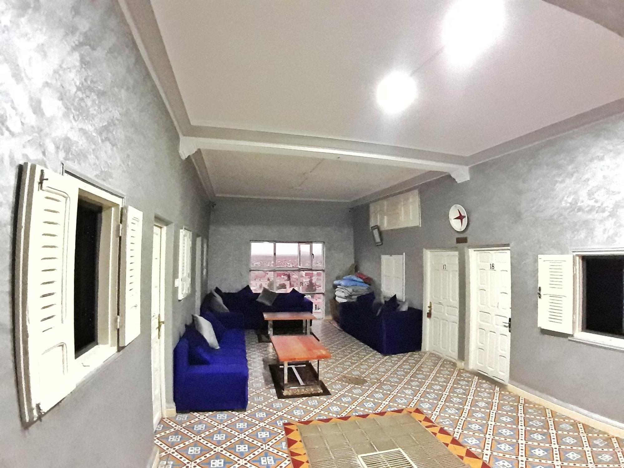 Hotel Restaurant Bougafer Мідельт Екстер'єр фото