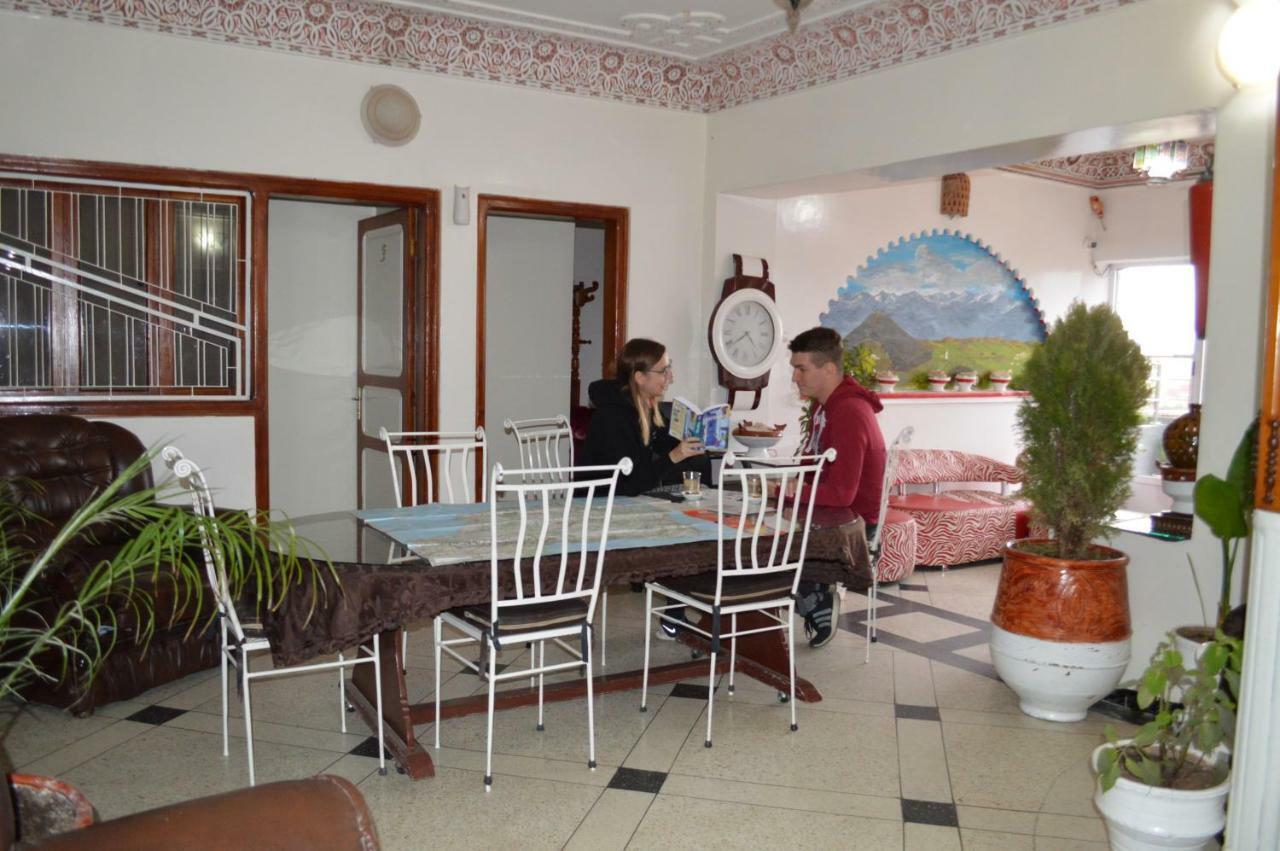 Hotel Restaurant Bougafer Мідельт Екстер'єр фото